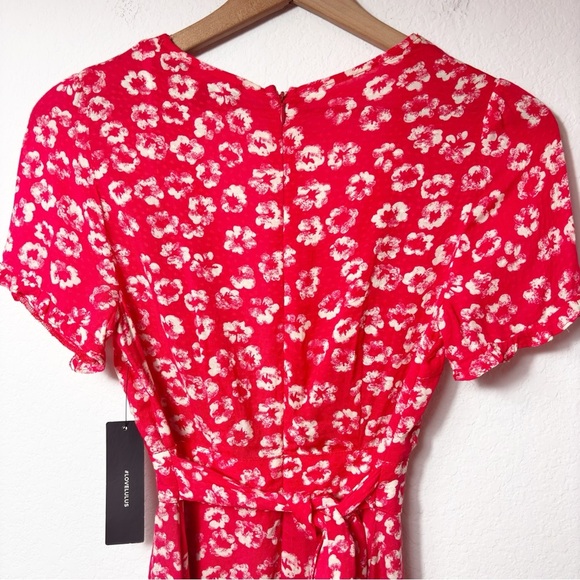 LULUS GARDEN EXPLORER RED WHITE FLORAL PRINT MINI DRESS SIZE XS BRAND NEW - Picture 7 of 7